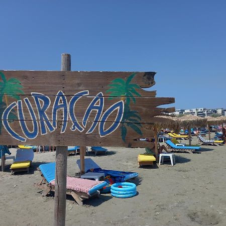 דירות Năvodari Holiday Rezidence Kazeboo Beach מראה חיצוני תמונה